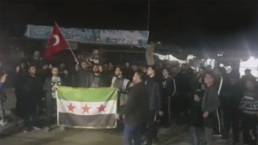 The people of Idlib are on the streets for Turkish soldiers!