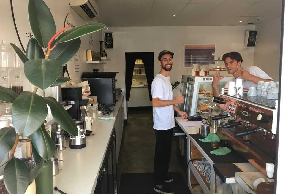 باريستا في لوكا مكتوم لمعرفة مدى تقدير ويليامسون للقهوة