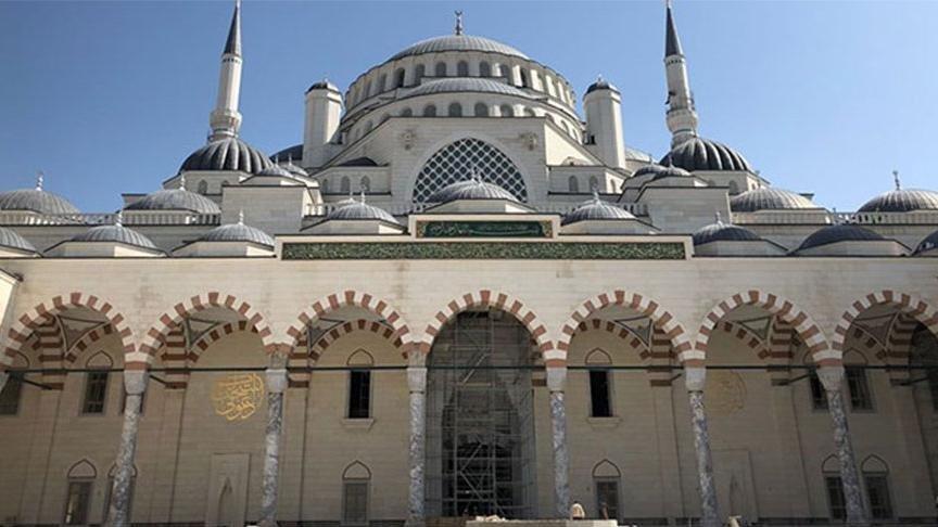 Tevfik Göksu, AKP Group Deputy Chairman of the IMM Assembly ... will pay the municipal debt with the mosque