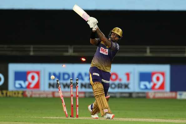 في المباريات الثلاث التي افتتحها نارين مع جيل في IPL 2020 ، قام بتجميع 24 تمريرة فقط من 26 كرة وبمعدل إضراب 92.30 في المباريات الثلاث التي افتتحها نارين مع جيل في IPL 2020 ، قام بتجميع 24 تمريرة فقط من 26 كرة وبمعدل إضراب 92.30